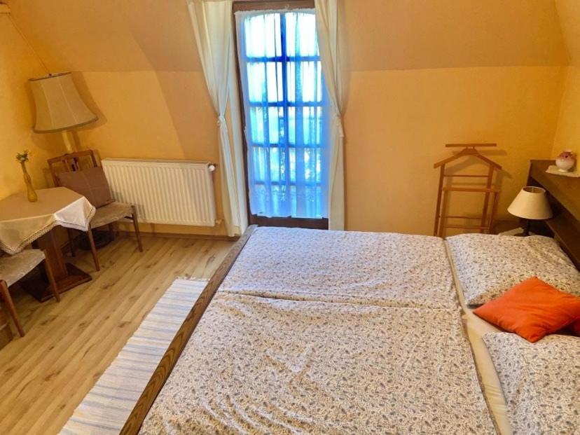 Apartamento Fodor Ház Gyenesdiás Exterior foto